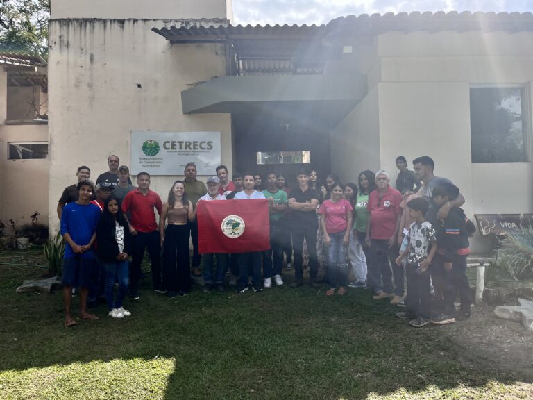 Leia mais sobre o artigo Juventude camponesa em movimento: Escola de Formação reúne jovens agricultores